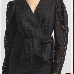 Express Lace Long Sleeve